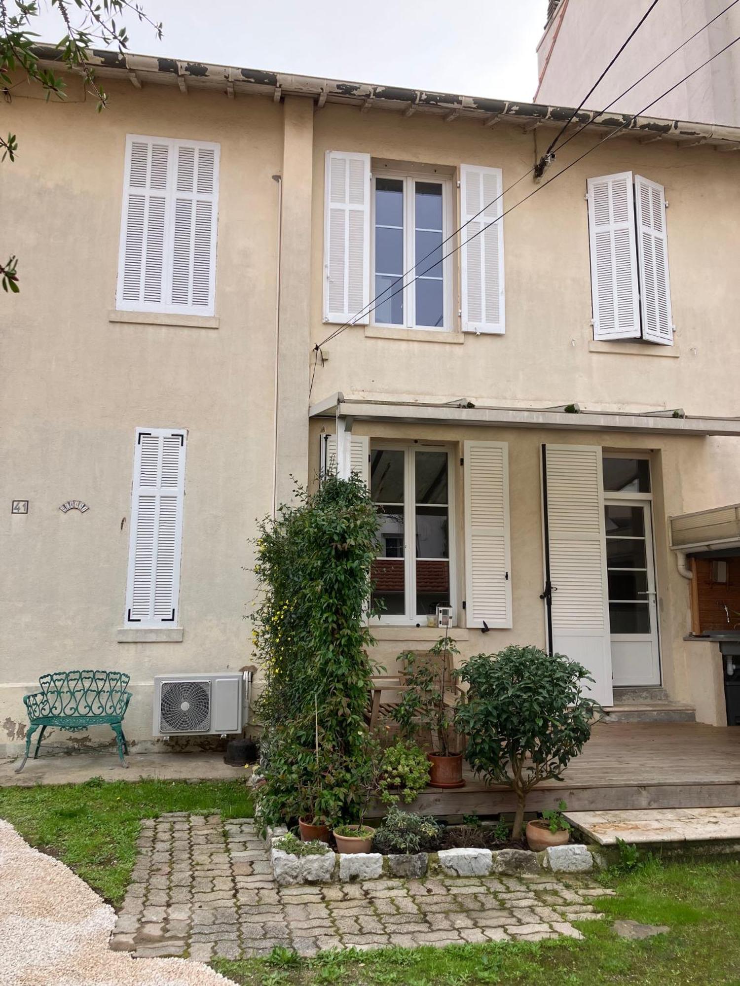 Charmant Appartement Cosy Saint-Raphaël Kültér fotó